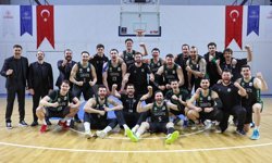 Sakarya Basketbol 1 Lig'e yükseldi