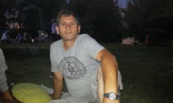 2 çocuk babası kansere yenildi