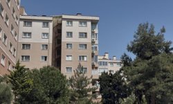 Boşanma aşamasındaki eşini 10 kez bıçakladı