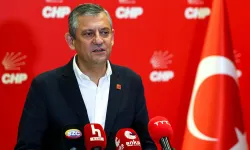 Özgür Özel CHP Grup Başkanı seçildi!