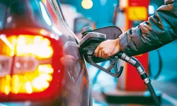 Motorine yeni zam yolda: Fiyatlar 70 lira sınırını aşıyor