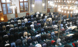 Bayram namazında camiler doldu