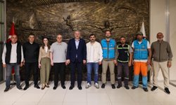 Çöpte bulunan altınlar sahiplerine ulaştırıldı