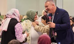 Anneler konserde bir araya geldi