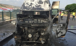 Börek minibüsünde korkutan yangın