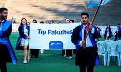 SAÜ'lü genç doktorlar diplomalarına kavuştu