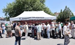 Muharrem ayının bereketi Serdivan'da paylaşıldı