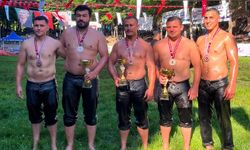 Büyükşehirli sporcular madalyaları topladı