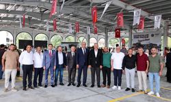 Serdivan'da pazar yeri hizmete açıldı