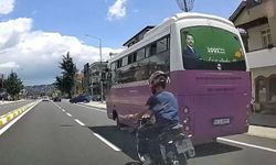 Plakasız motosikletli trafikte tehlike saçtı