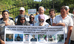 Havai fişek fabrikasındaki patlamada hayatını kaybeden işçiler anıldı