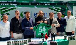 Sakaryaspor'a sponsor oldu
