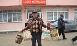 Evinde silahla vurulmuş halde bulundu