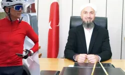 Çoruhlu ulusala sarığı ile gündem oldu