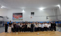 16 ilçede gençler için voleybol yetenek taraması başlatıldı