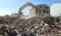 Adapazarı Tığcılar Mahallesi kentsel dönüşümünde 1 ayda 45 yapı yıkıldı