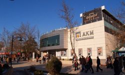 AKM'de hafta sonu sanat buluşması: Çocuklara tiyatro, yetişkinlere şifa söyleşisi