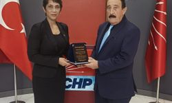 CHP Sakarya’da 30 yıllık üyelere anlamlı ödül