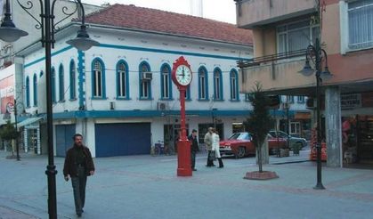 Sakarya’nın efsane simgesi "Kırmızı Saat" geri dönüyor!