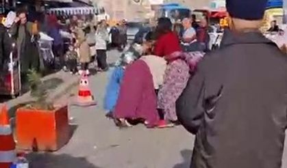 Kadınlar saç başa kavgaya tutuştu