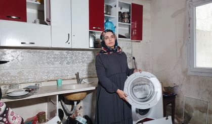 Eşinin kaldığı evi basıp eşyaları parçaladı!