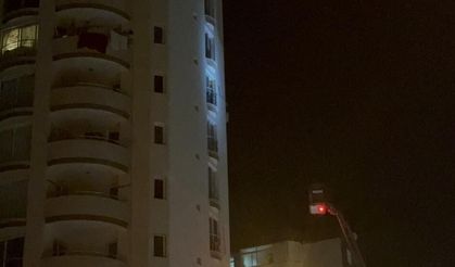 Genç dehşet saçtı "Kendimi ve evi yakacağım"