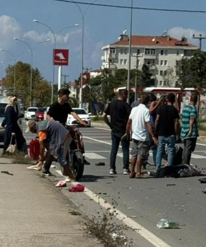 Karasu'da feci kaza anne ile kızını ayırdı!