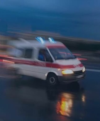 Uyandırmaya gittiği oğlunu ölü buldu