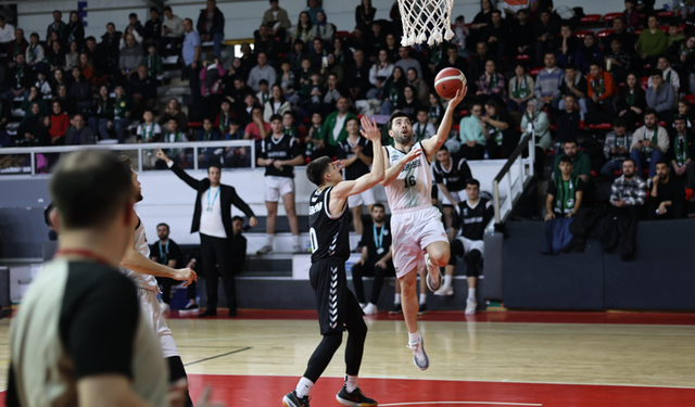 Sakarya Büyükşehir Basketbol Bornova'yı evinde ağırlıyor