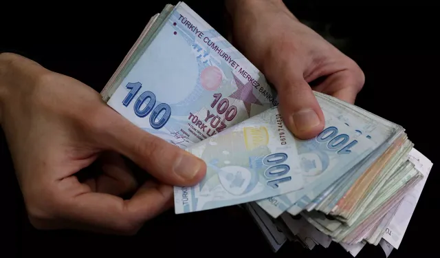 Merkez Bankası politika faizini 45'ten yüzde 42,5'e çekti!