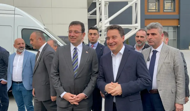 Ali Babacan’dan “Gelen gideni aratmamalı” mesajı