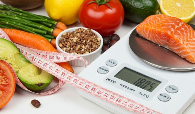 Uzman isim uyardı: Hızlı kilo vermek kalp krizini tetikliyor!