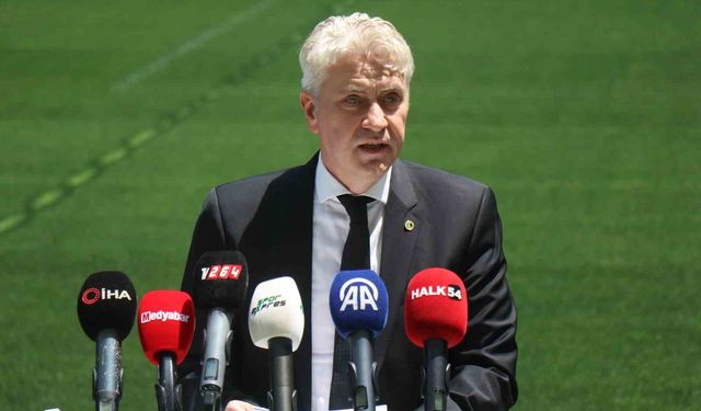 Sakaryaspor'da görev dağılımı yapıldı