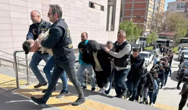 Sahte ekspertiz ile vatandaşlık verdiler