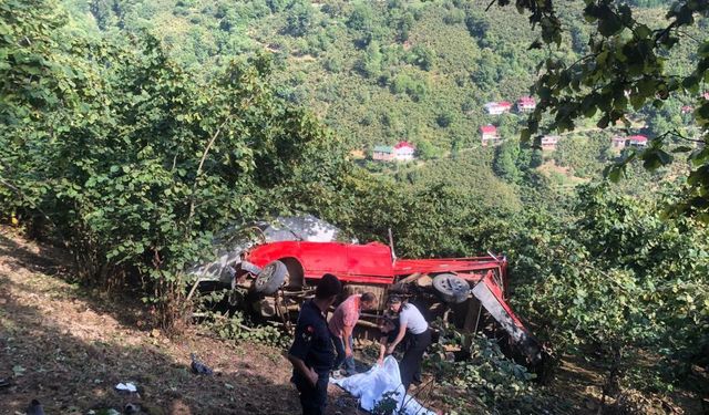 Fındık işçilerini taşıyan araç şarampole yuvarlandı: Ölü ve yaralılar var