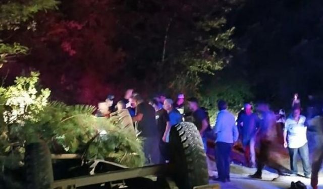 Geyve'de feci traktör kazası: 1'i çocuk 9 yaralı!