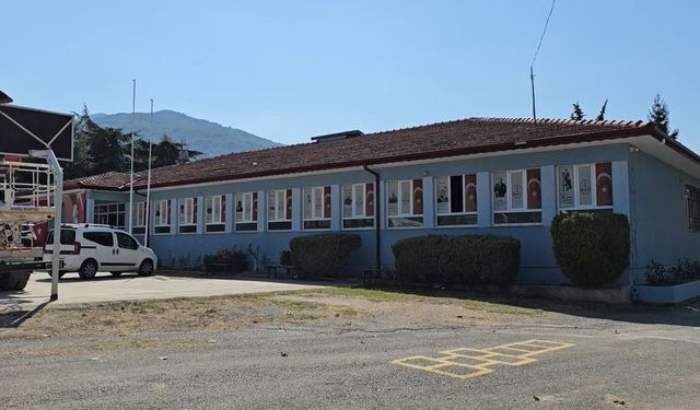 Sapancalı gençlerden eğitime destek