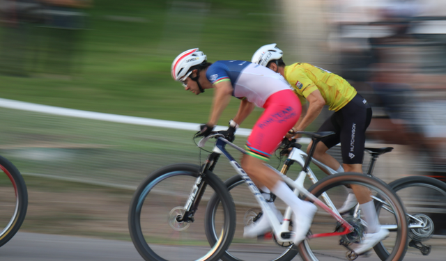 Şampiyon pedallar MTB Dünya Kupası’na damga vurdu