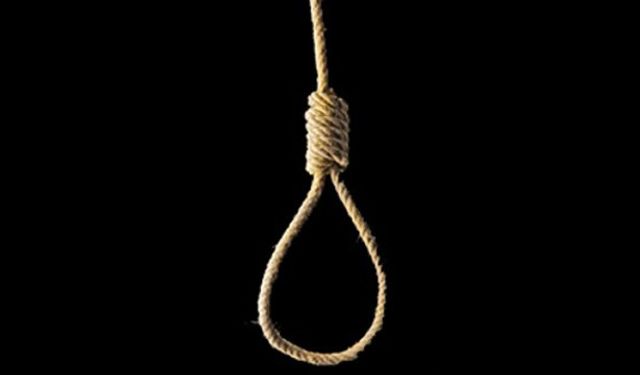 Genç adam kendini doğalgaz borusuna astı!