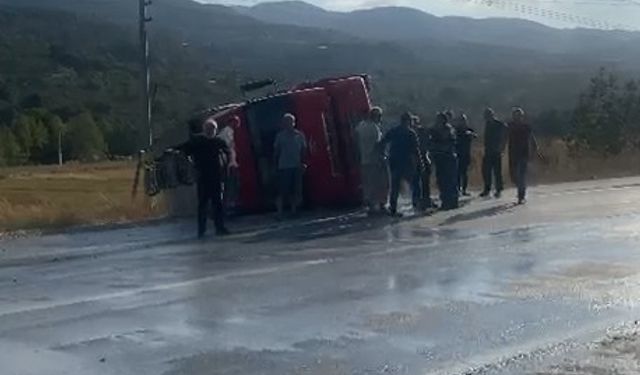 Akyazı'da feci kaza: Yaralılar var!