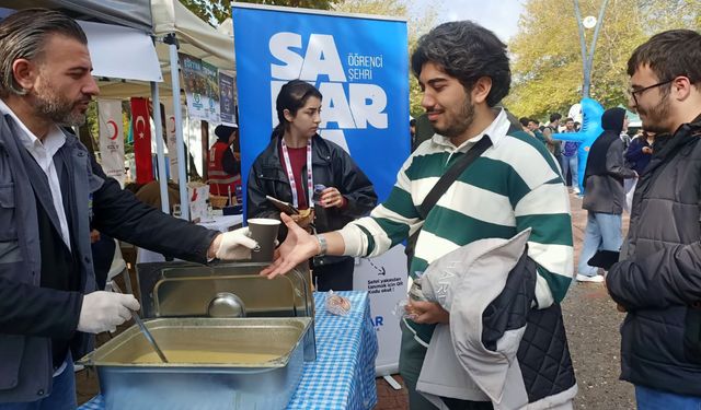 Büyükşehir'den SAÜ öğrencilerine 'hoş geldiniz' karşılaması