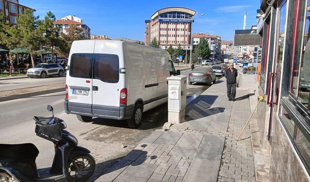 Bir genç husumetlisi tarafından öldürüldü!