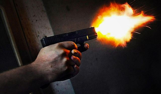 Alacak verecek meselesinde silah patladı