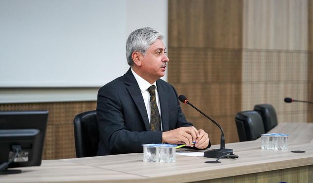 Vali Doğan'dan SAÜ öğrencilerine mesaj