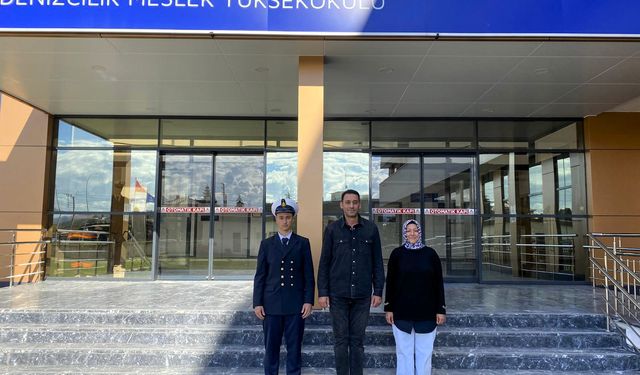 Anne oğul denizcilik eğitimi alıyorlar
