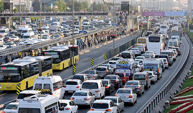 Motorine dev zam geldi