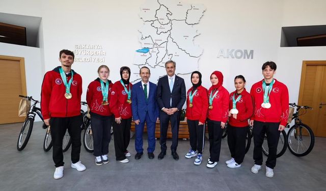 Başkan Alemdar, Dünya Şampiyonu Wushu bakımıyla buluştu