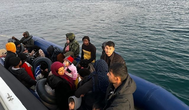 63 düzensiz göçmen yakalandı