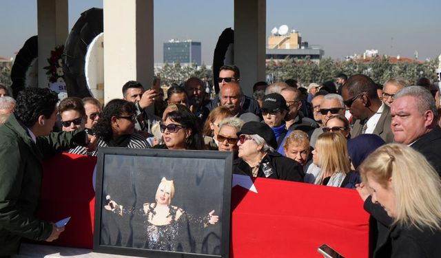 Muazzez Abacı son yolculuğuna uğurlandı