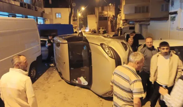 Park halindeki otomobile çarptı: 1 yaralı